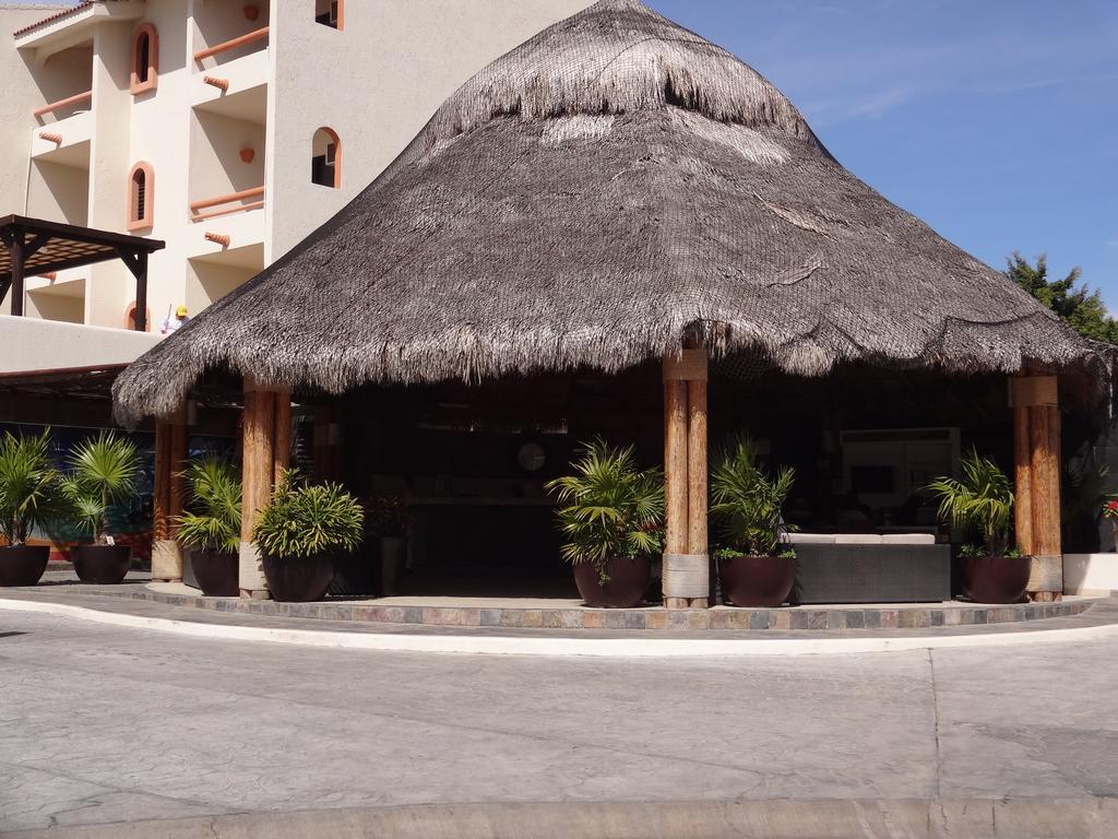 Park Royal Homestay Los Cabos San Jose del Cabo Bagian luar foto